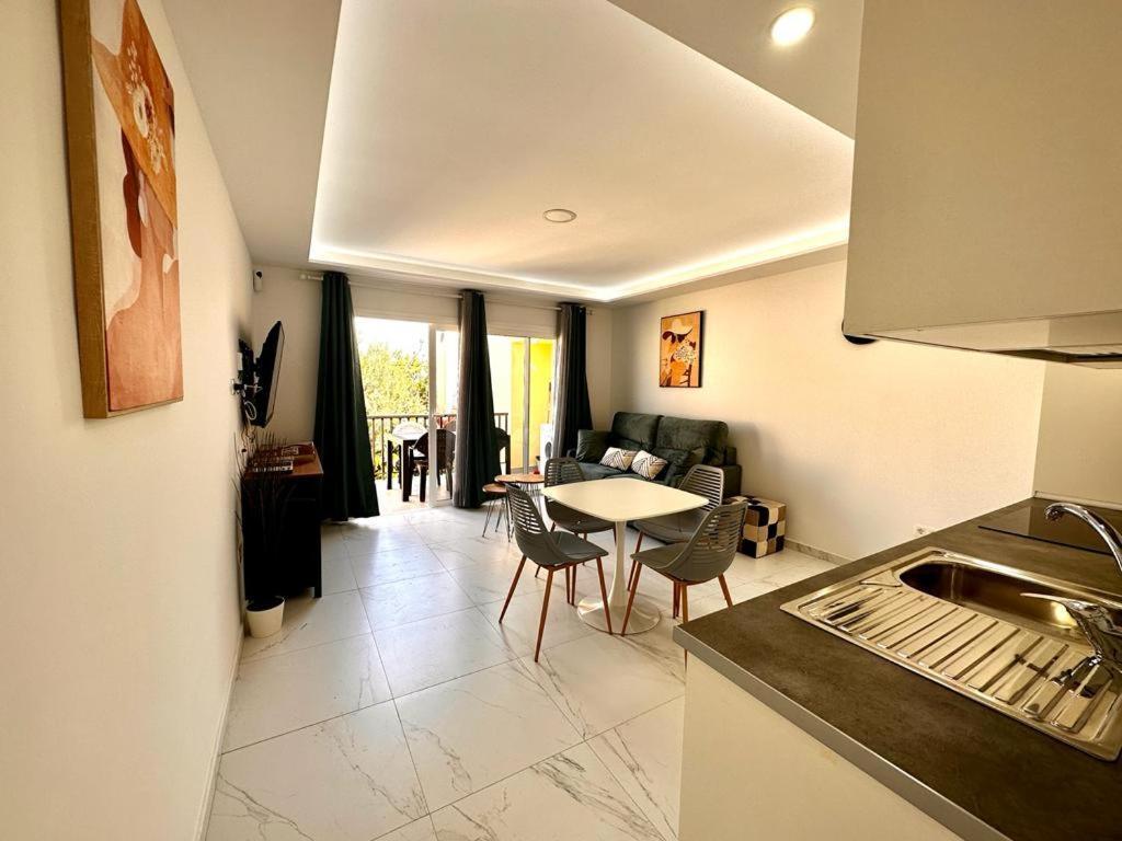 Precioso Y Nuevo De 1 En Mareverde Apartamento
