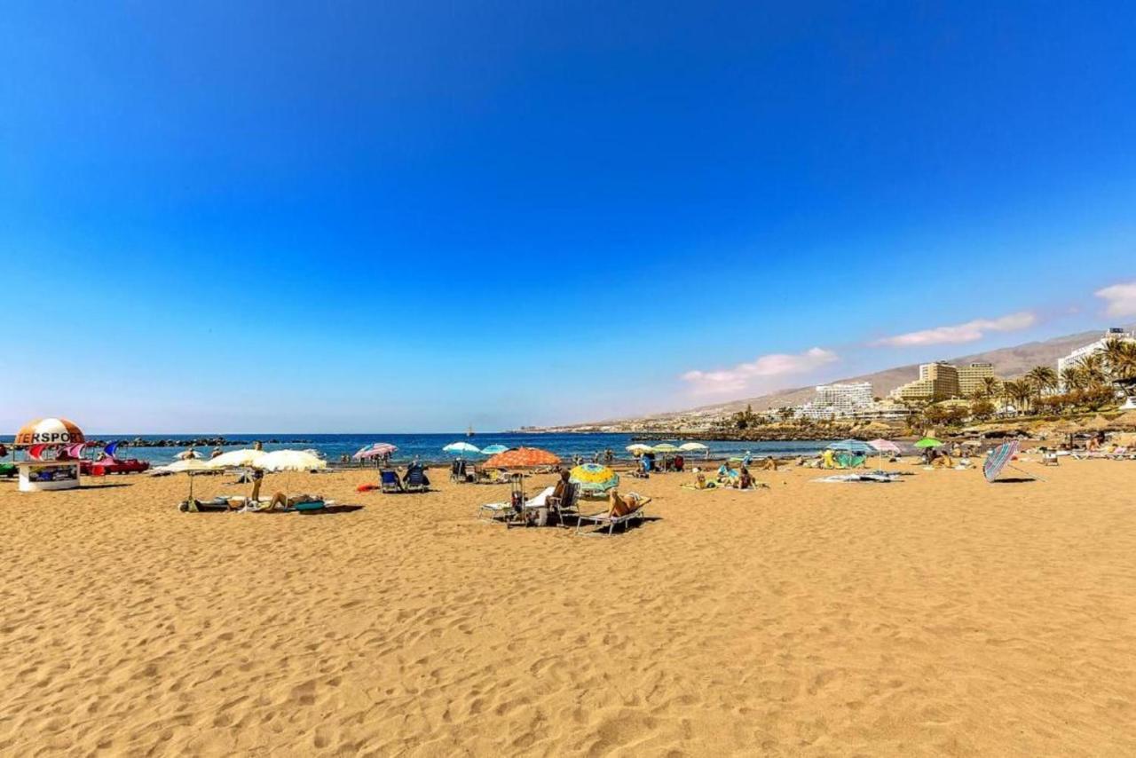 Two Bedroom In Playa De Americas Apartment