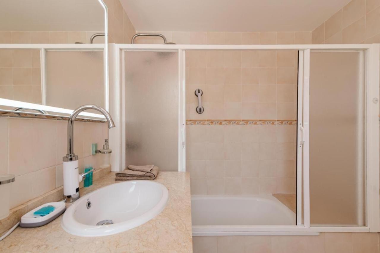 Comfortable Private Garden Villa Costa Adeje (Tenerife)