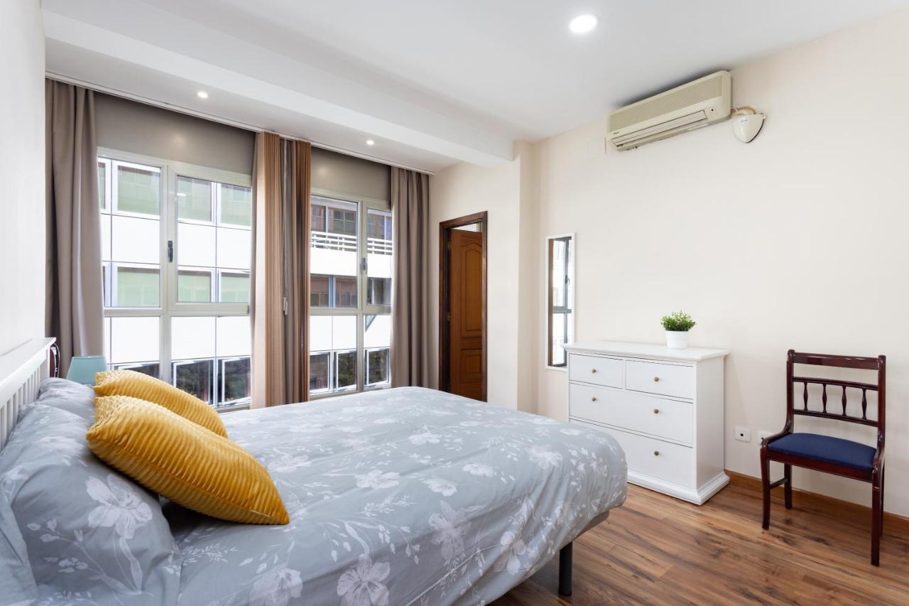 Home2book Bright & Comfy Cruz Center