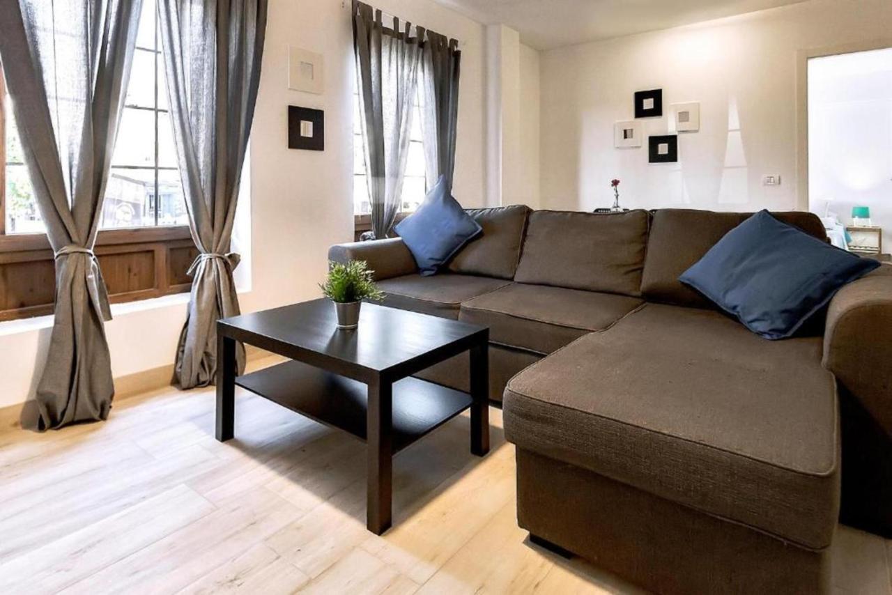 Apartment Two Bedroom In Playa De Americas