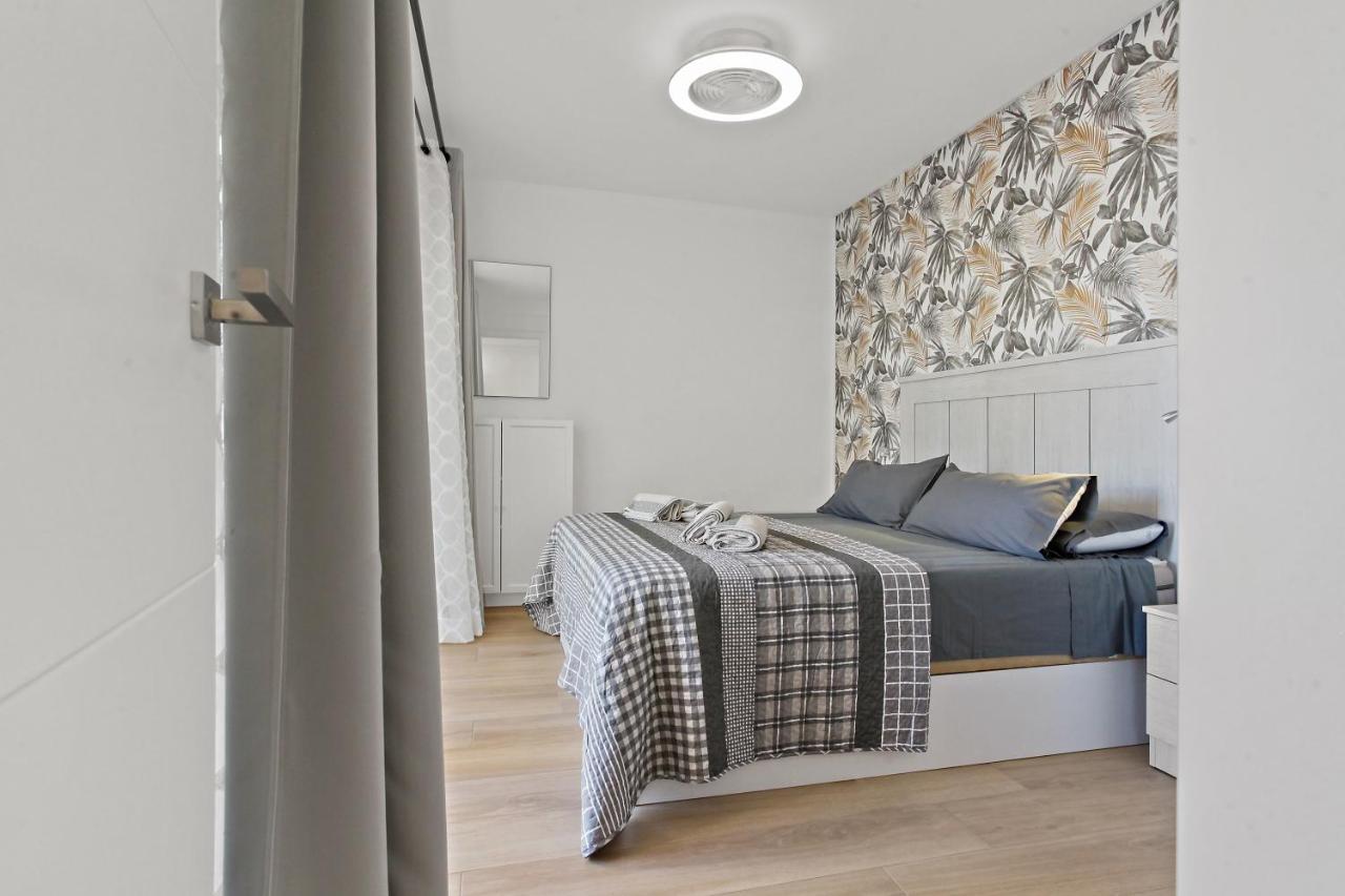 Beach, Beaches At 400m, 2 Terraces Apartment *
