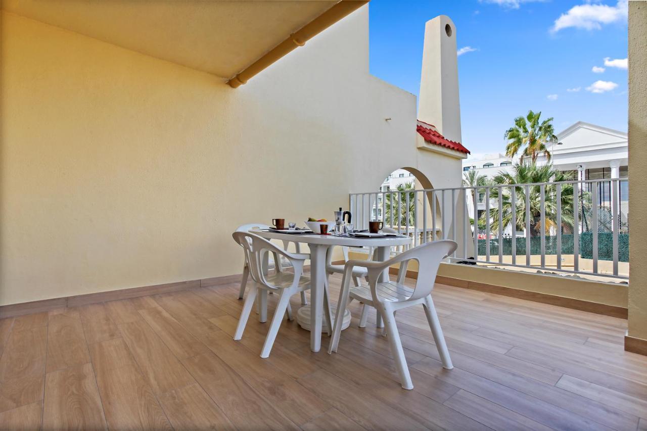 Beach, Beaches At 400m, 2 Terraces