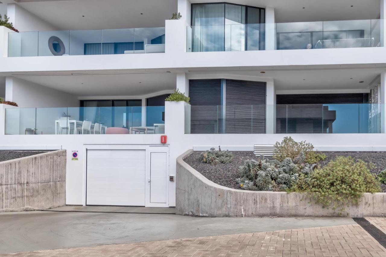 Infinity 0-2 Luxe Partial Sea View 2b Holiday home