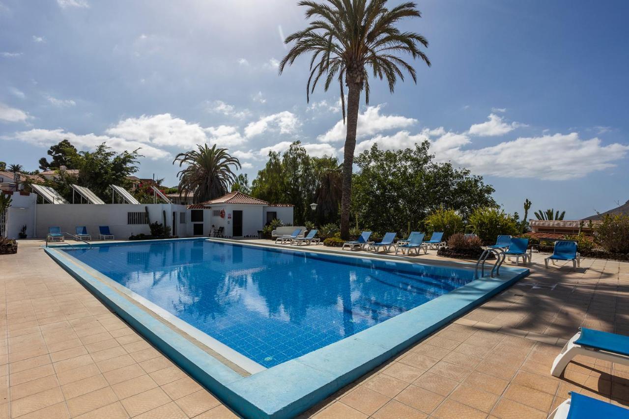 Villa Azure Horizon And Breeze - Panoramic Ocean View And Heated Pool *