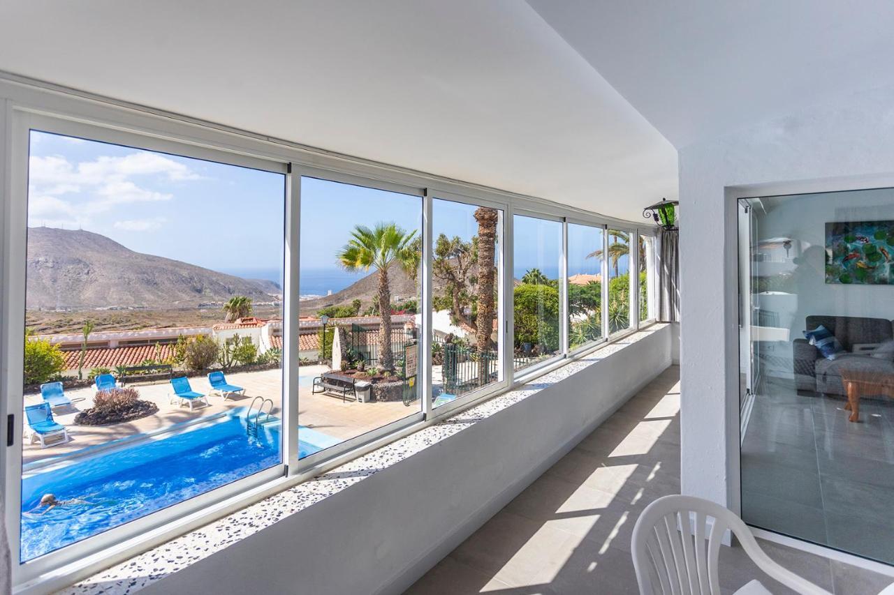 Azure Horizon And Breeze - Panoramic Ocean View And Heated Pool Villa
