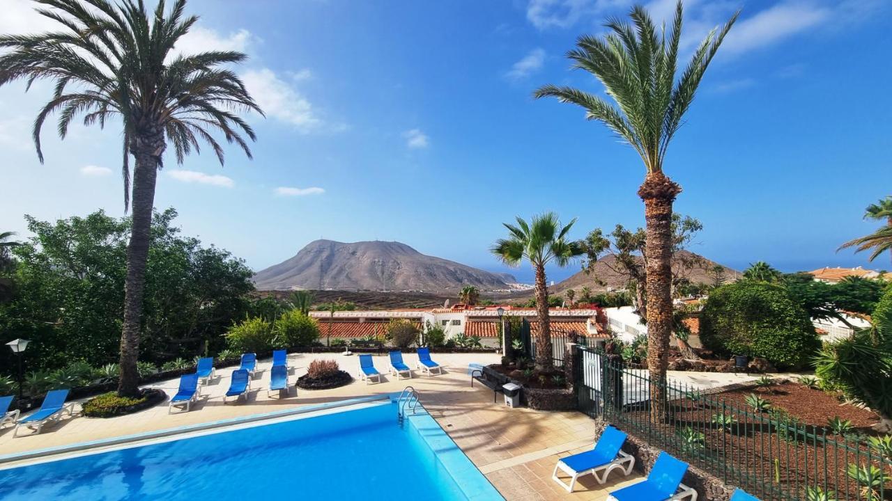 Azure Horizon And Breeze - Panoramic Ocean View And Heated Pool Villa *