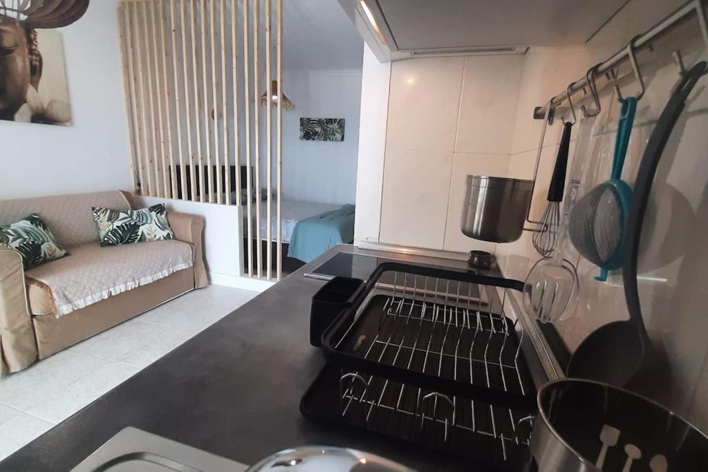 Apartamento Central Studio With Sea View Balcony!