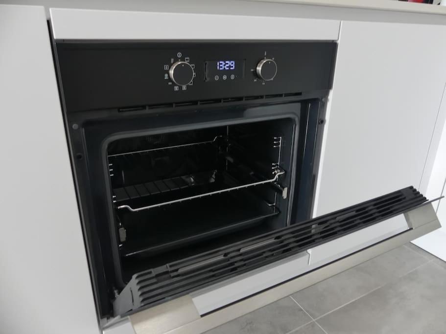 19 Piso Centrico, Nuevo Y Bien Equipado En La Trinidad * La Laguna (Tenerife)