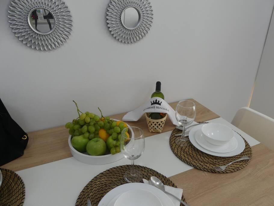 19 Piso Centrico, Nuevo Y Bien Equipado En La Trinidad * La Laguna (Tenerife)