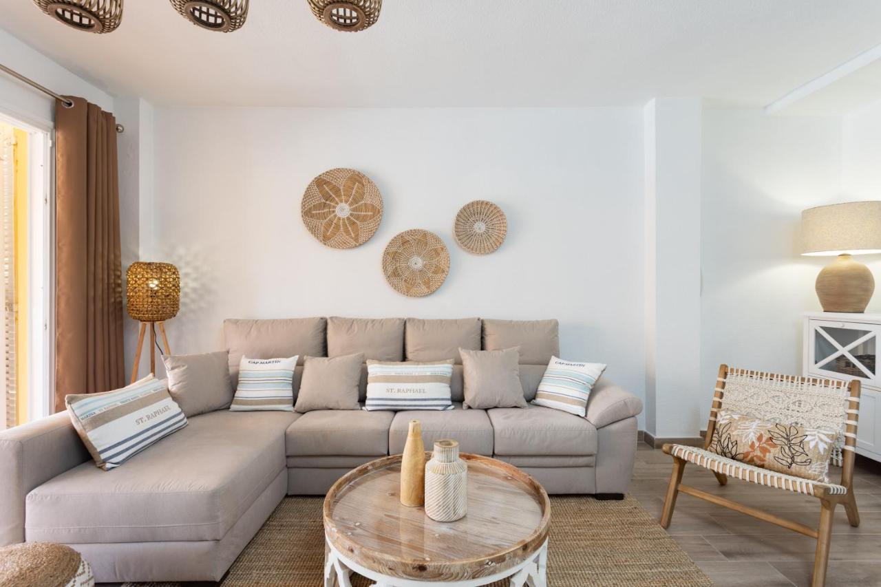 Design House 150m From Vistas