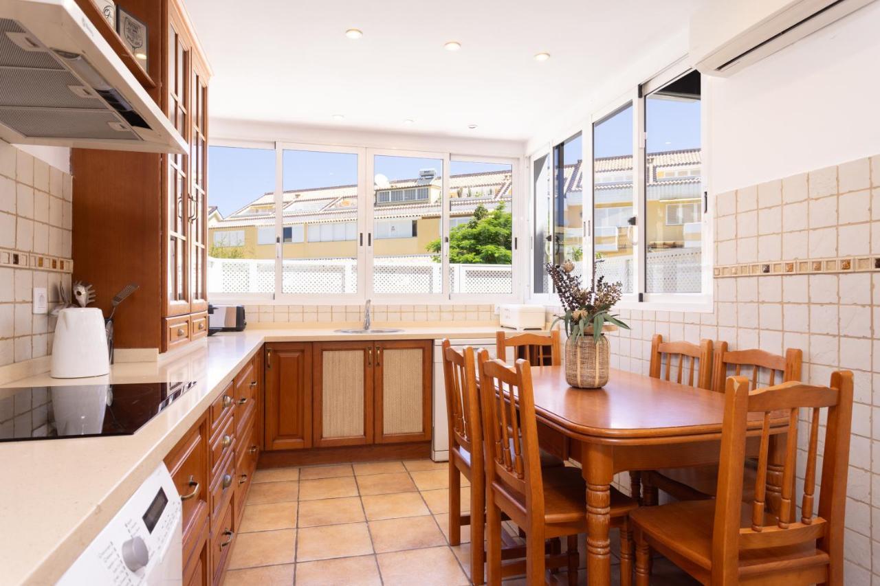 Design House 150m From Vistas Playa de las Americas (Tenerife)