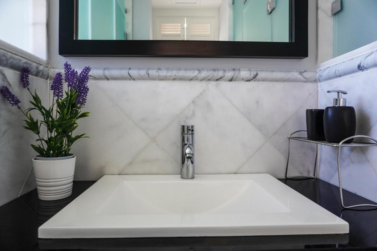 Lamar Luxury Penthouse With Jacuzzi Puertito de Guimar