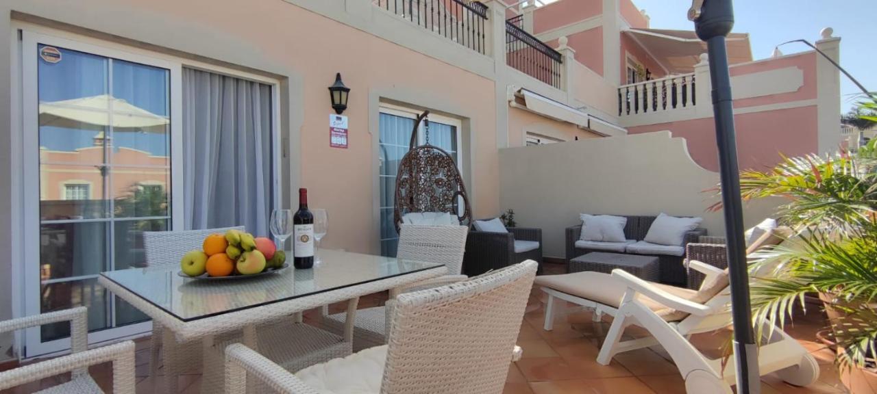 Feel At Home! Two Level With 2 Terraces And Swimming Pool *