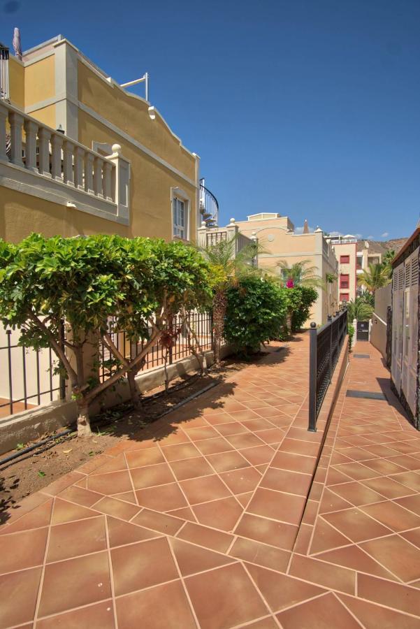 Apartment Feel At Home! Two Level With 2 Terraces And Swimming Pool *