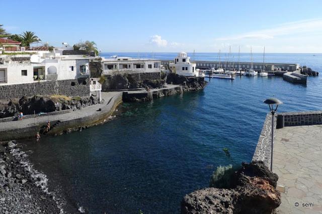 Casa Amarilla Junto Al Mar Holiday home Candelaria