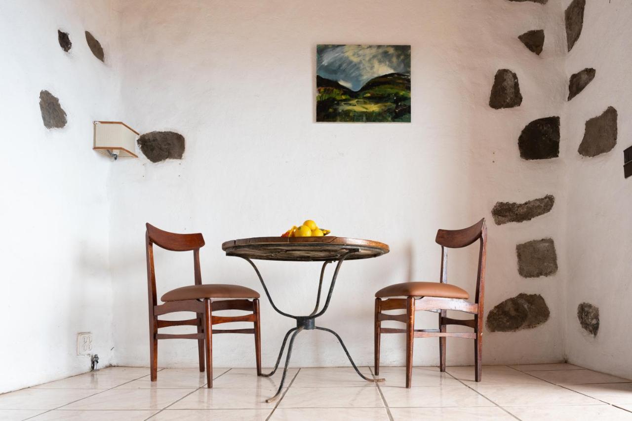 Califurnia - Refurb Antique Icod De Los Vinos