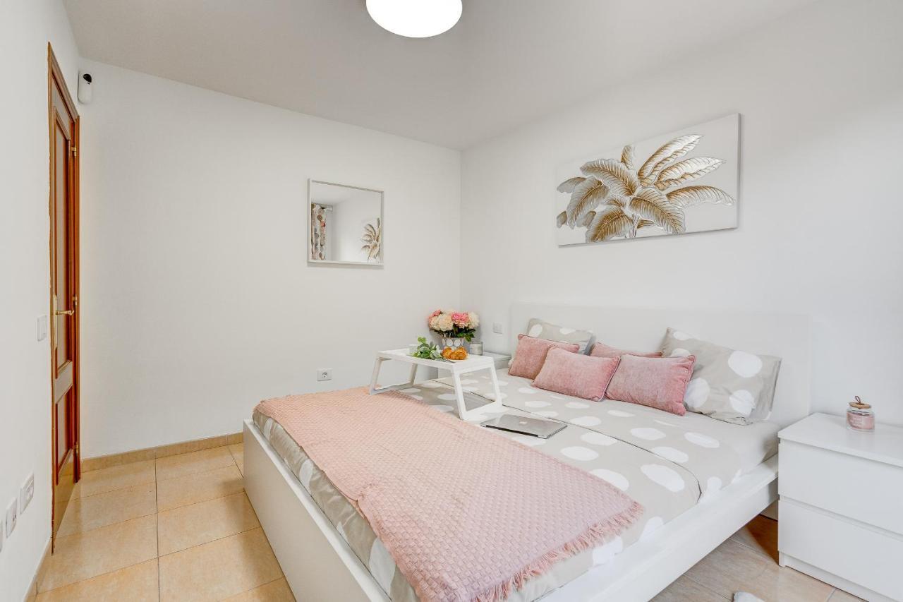 Appartement Bright Retreat With Lush Outdoor Space *