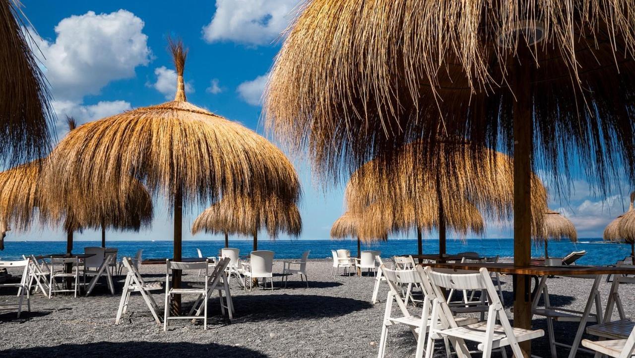 Tenerife Holidays * Costa Adeje (Tenerife)