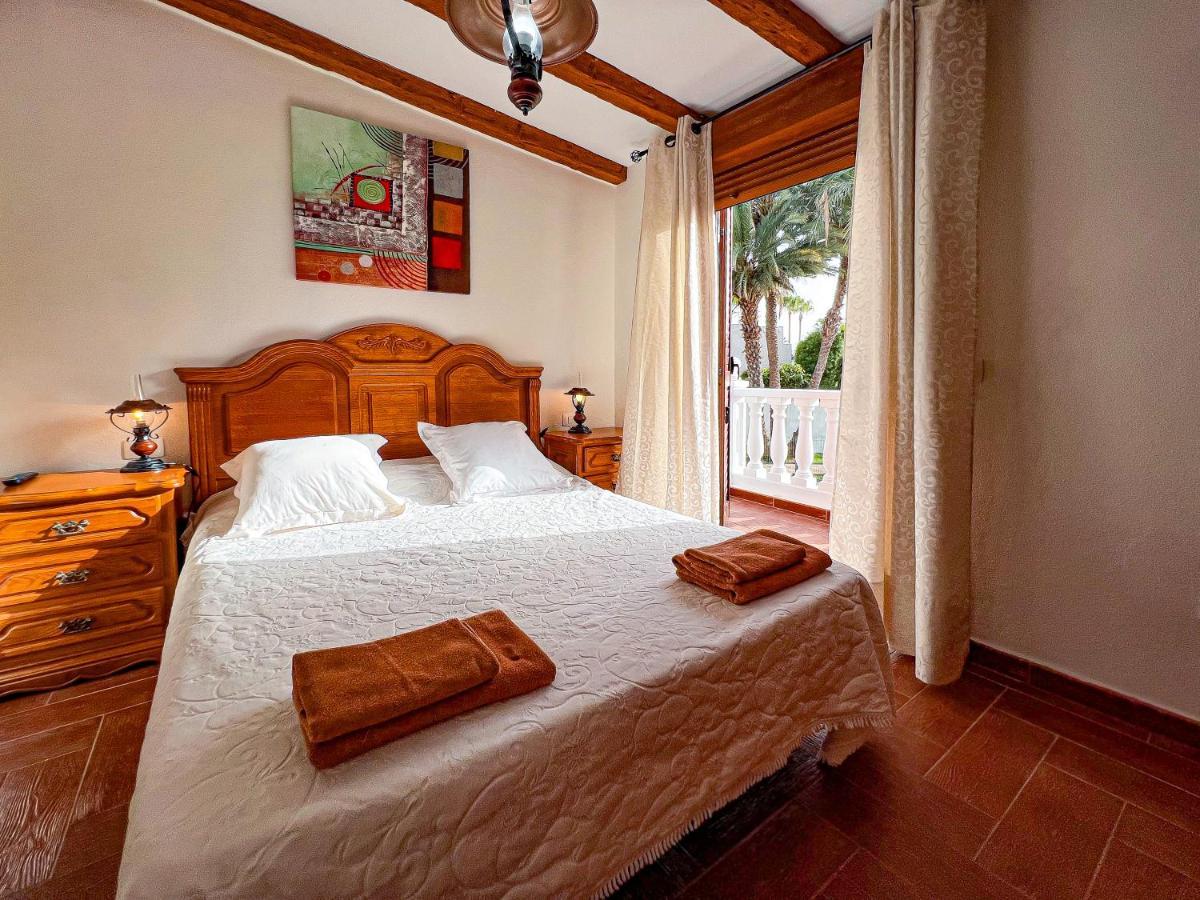 Cozy Townhouse With A Garden Apartamento Playa de las Américas