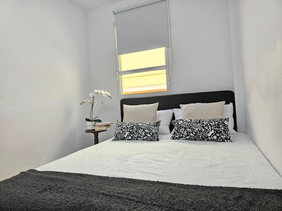New Joyful Moments Home, Cristianos In Tenerife Apartment *