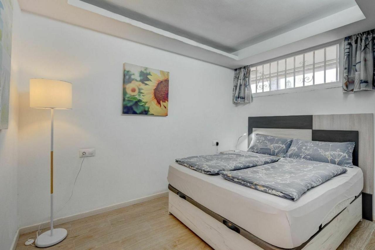 Americas - 1 Bedroom - Flayla-h * Playa de las Americas (Tenerife)