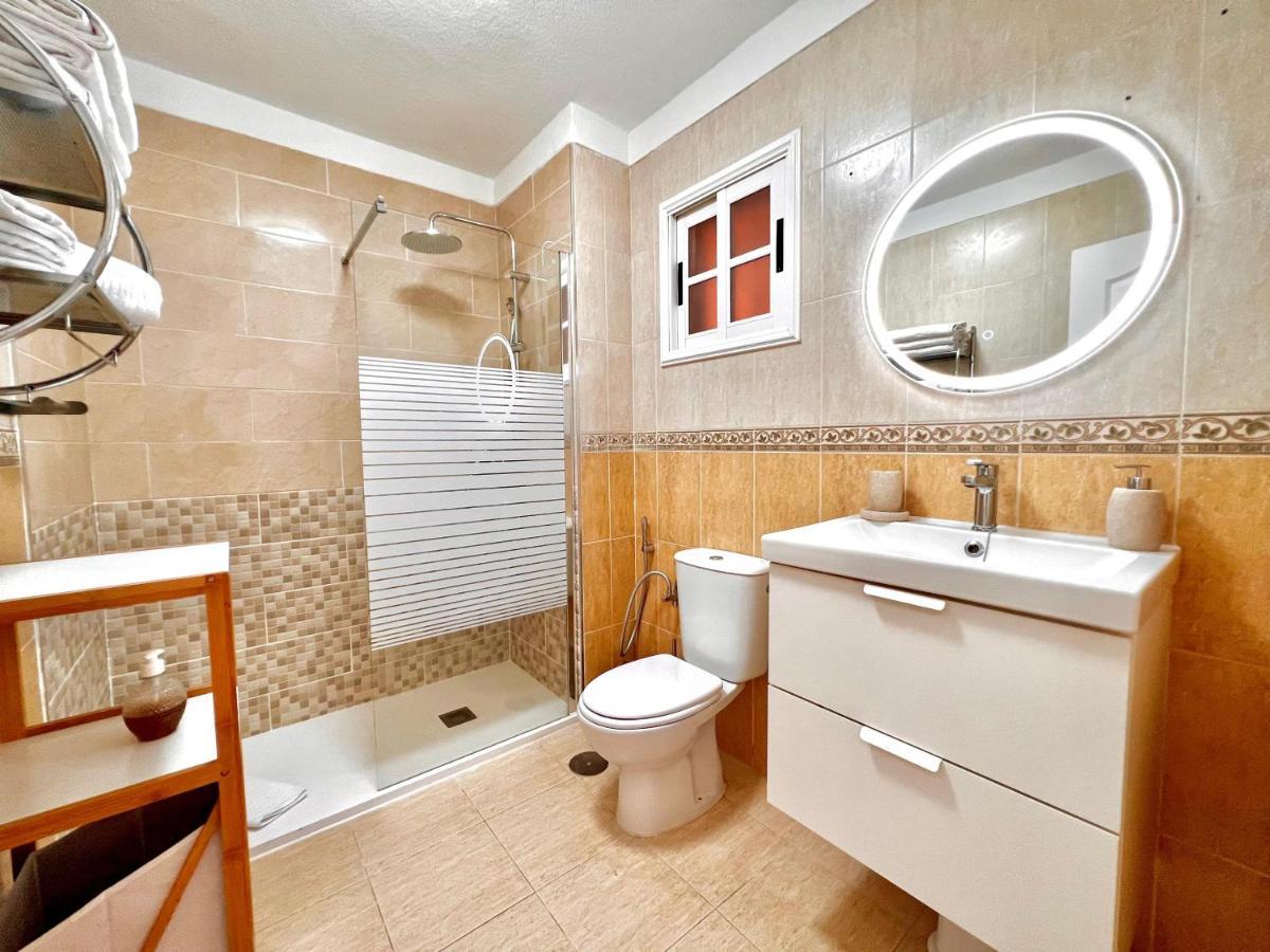 Los Cristianos - The Heights With Sea Views - As De Casas *