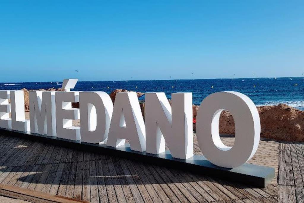 Mar Y Sol En El Medano, Tenerife Sur * El Médano