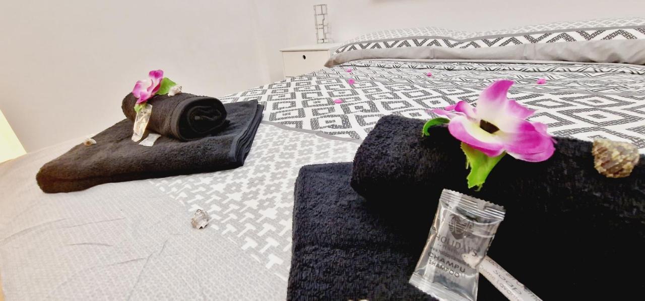 Fantastic 3 Bedroom Next Playa Americas & Wifi Free * Playa Feñabe