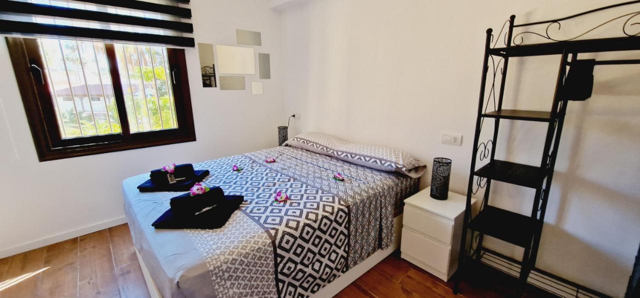 Fantastic 3 Bedroom Next Playa Americas & Wifi Free Playa Feñabe