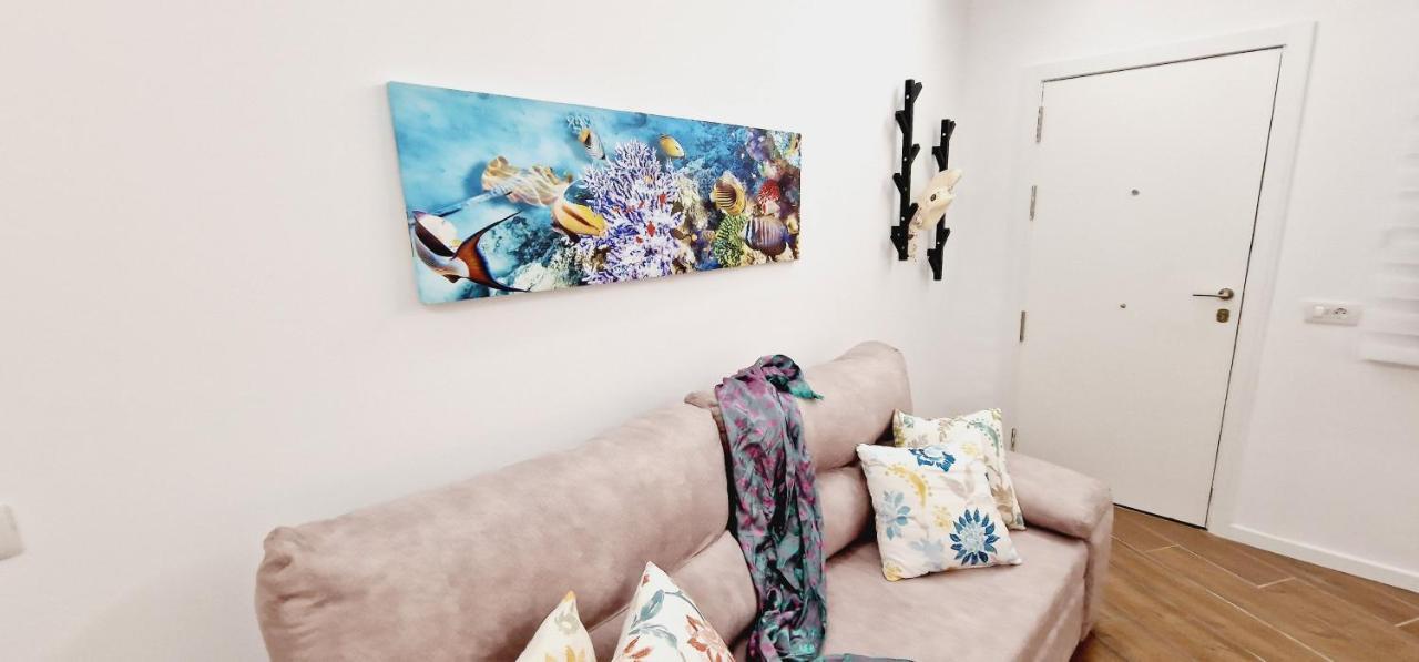 Fantastic 3 Bedroom Next Playa Americas & Wifi Free Hébergement de vacances