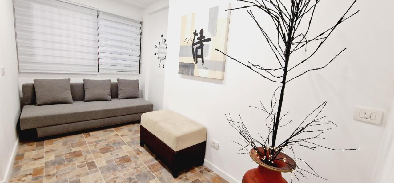 Fantastic 3 Bedroom Next Playa Americas & Wifi Free * Playa Feñabe