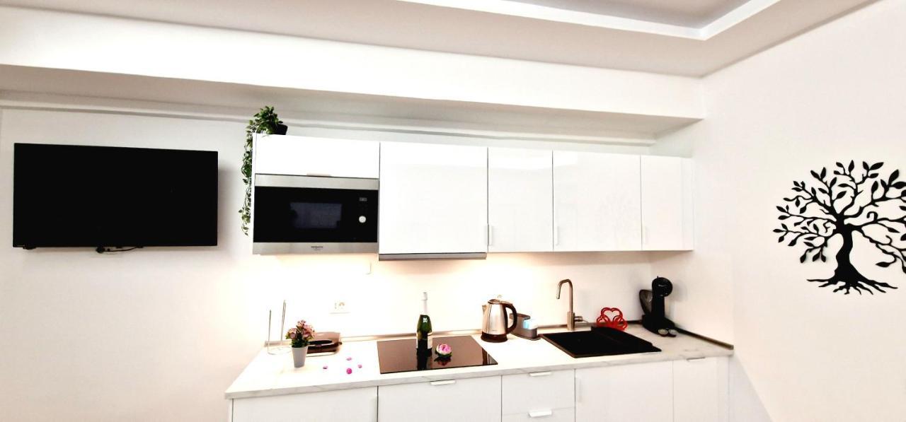 Fantastic 3 Bedroom Next Playa Americas & Wifi Free *
