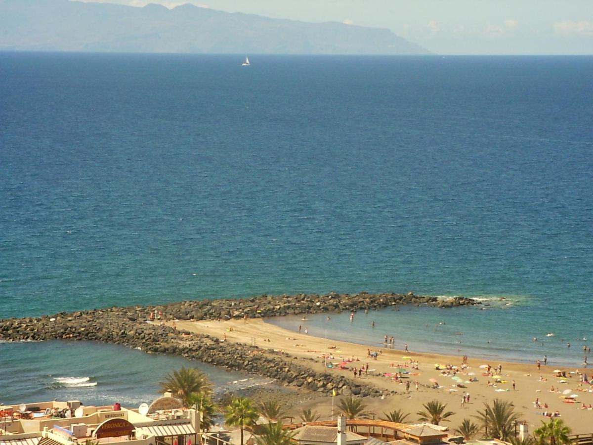 Torres Yomely * Playa de las Americas (Tenerife)