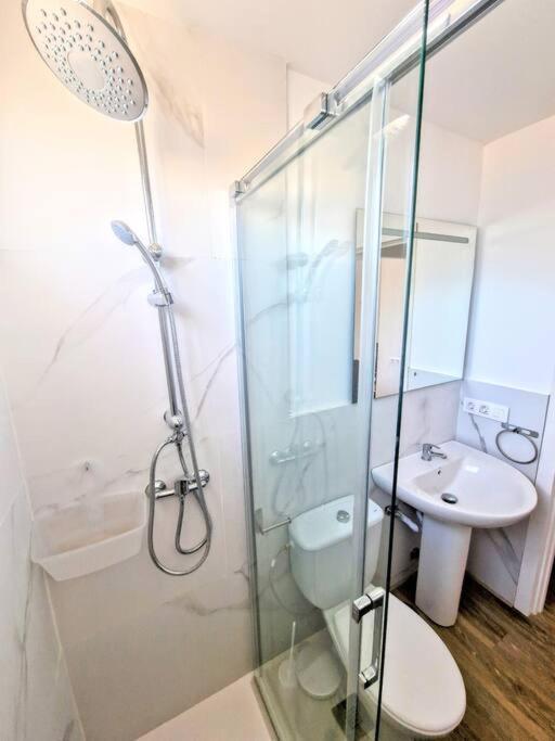 Moderno Loft Cerca De La Playa. Apartment *