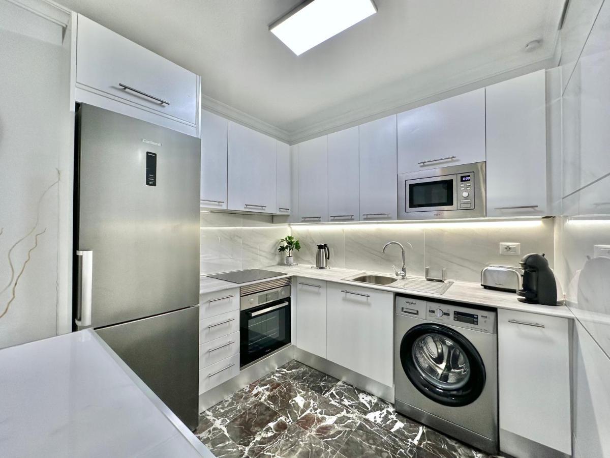 Ocean Cliff House Apartment