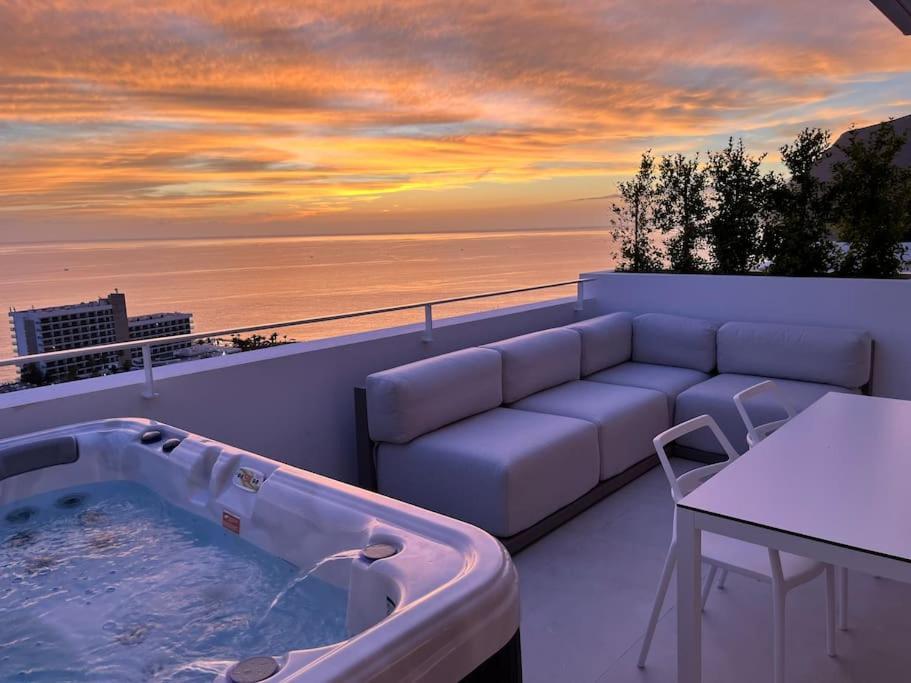 Luxury Triplex + Pool, Jacuzzi - Sissipark Azul Appartement *