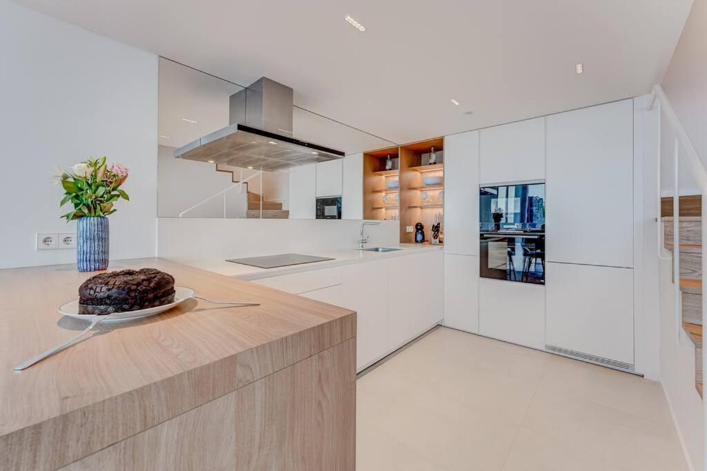 Luxury Triplex + Pool, Jacuzzi - Sissipark Azul *