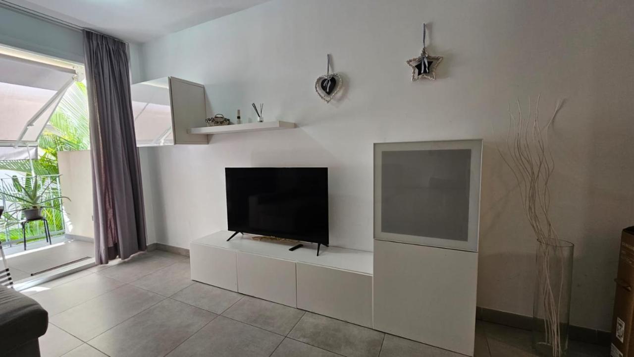 El Tesoro, Beautiful, Two Bedrooms Tenerife Sur Apartamento *