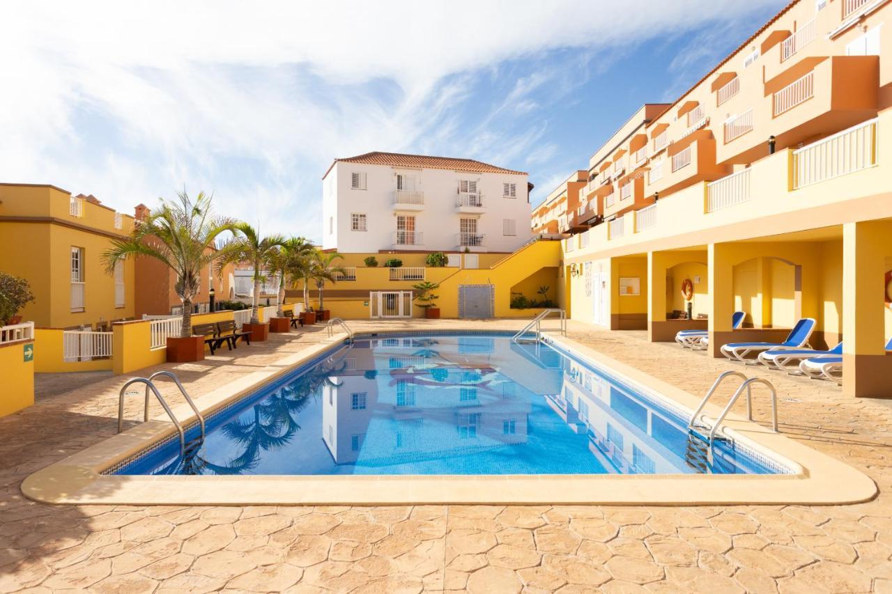 Caletillas Waves & Pool Apartment