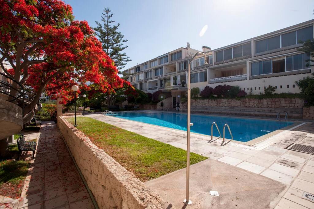 Modern 2 Bed Penthouse Americas Centre Of Town With A Pool And Ocean Views Apartamento *