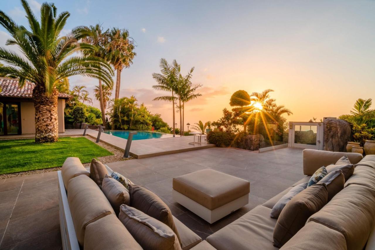 Villa De Lujo Con Piscina Y Vistas Al Mar *