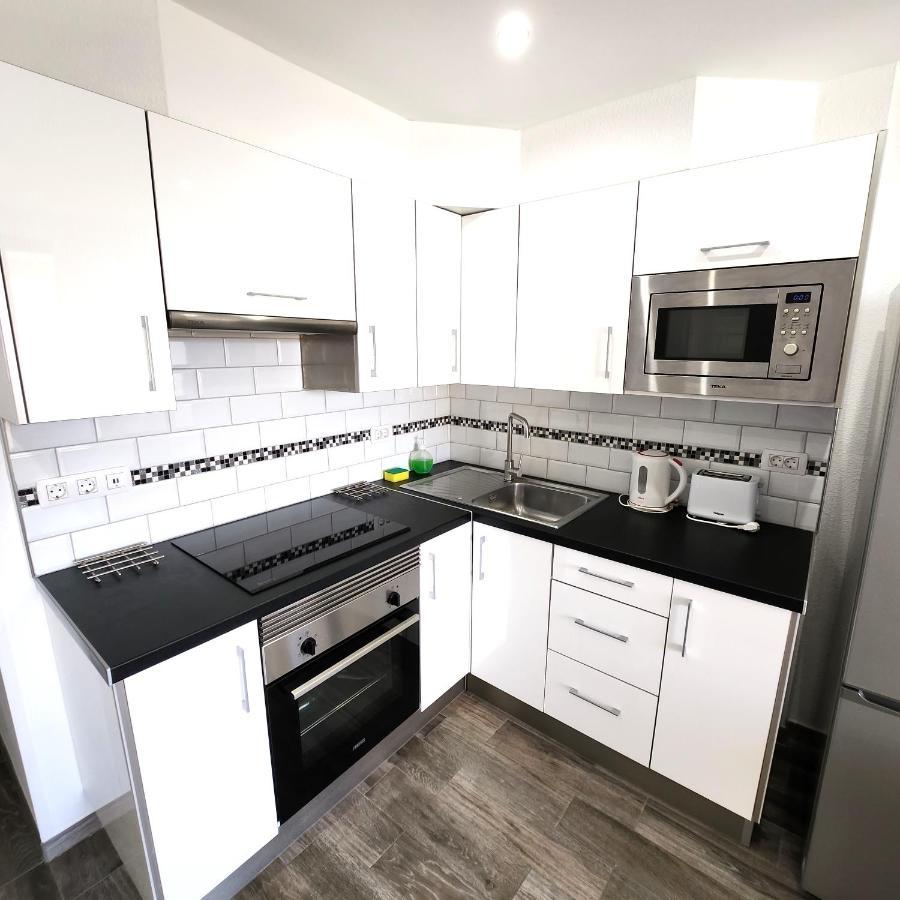 Castle Harbour Duplex With Pool View C115 Appartement Los Cristianos (Tenerife)