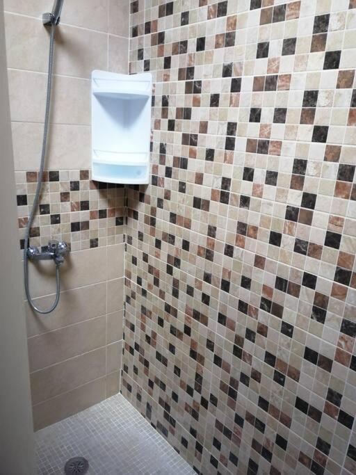 Apartment Individual Privada, Piso De 3 Con Areas Compartidas *