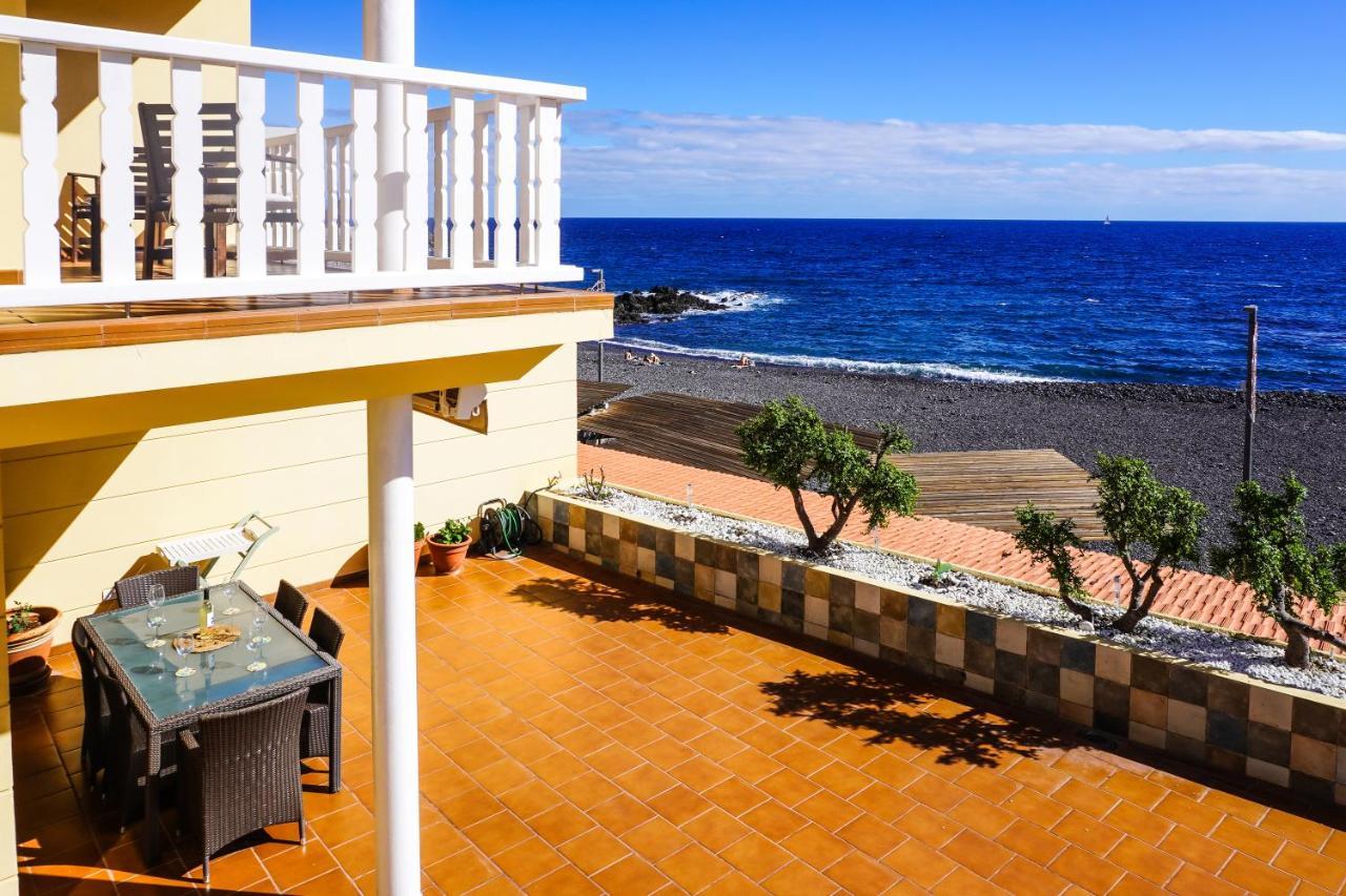 Sky & Sea, The House By The *