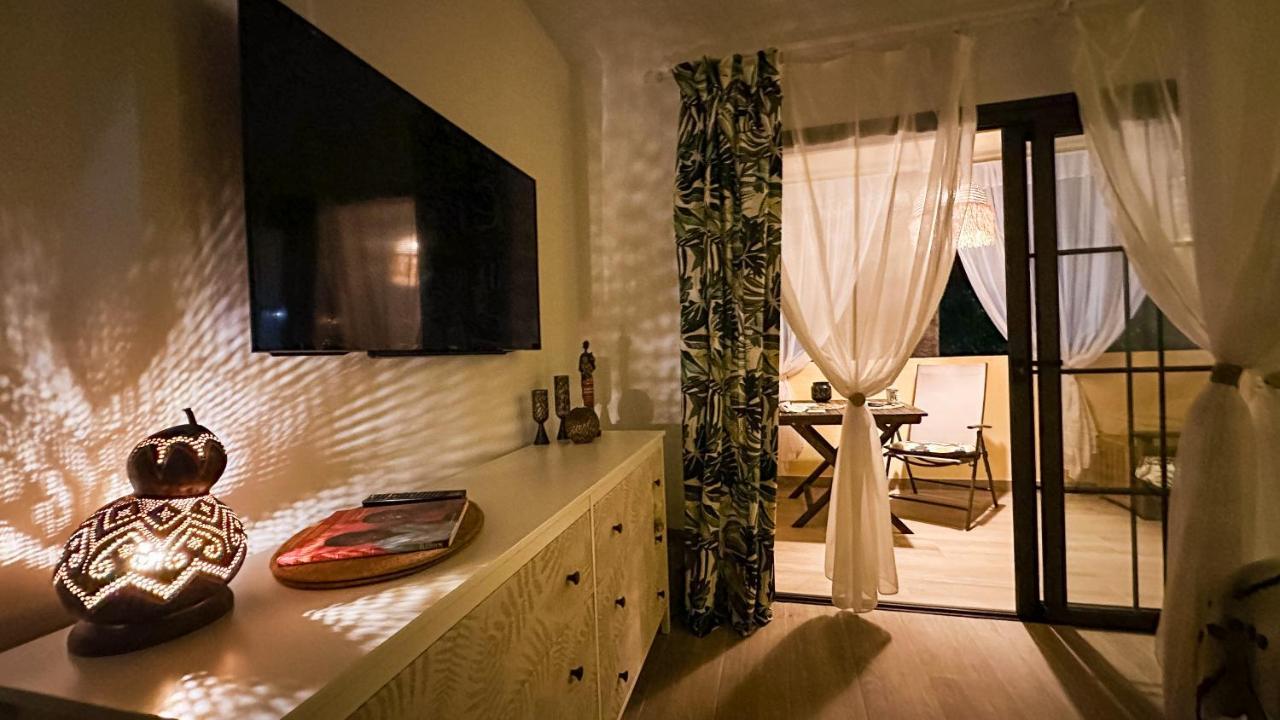 The Hut - * Costa Adeje (Tenerife)