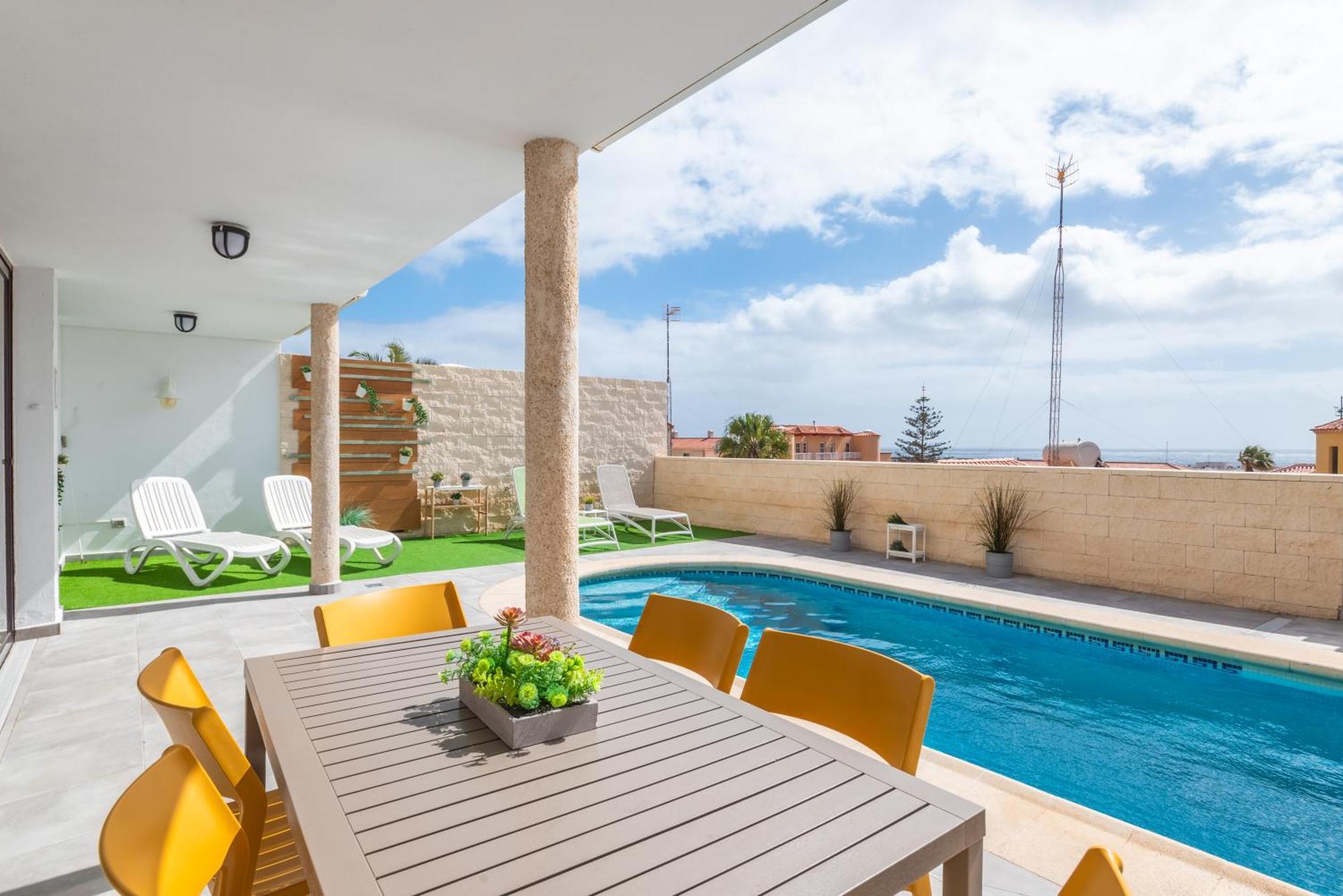 Casa Tejales With Climatized Private Pool