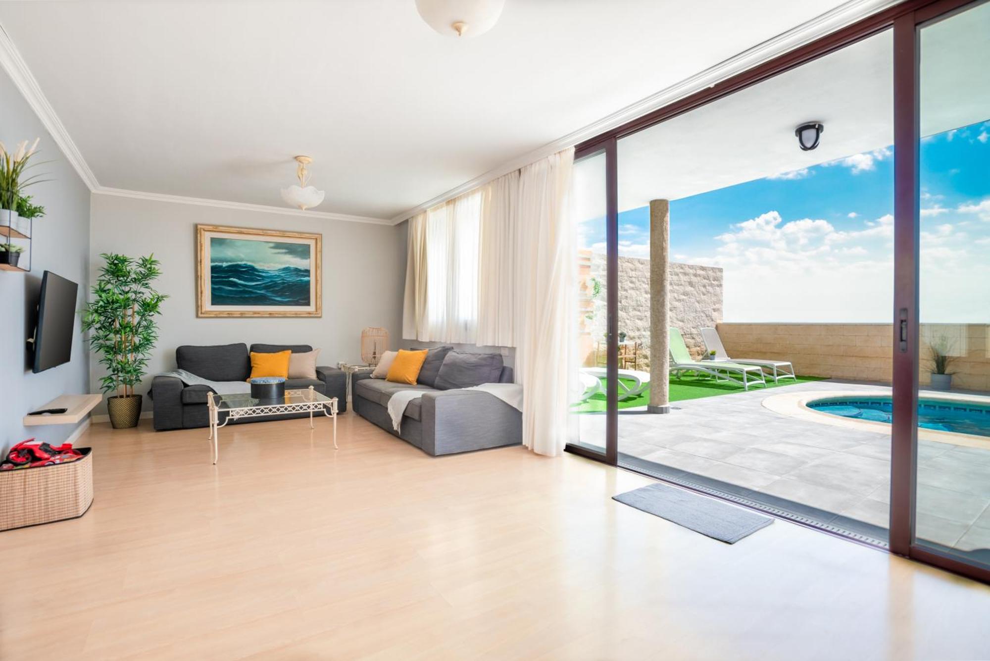 Casa Tejales With Climatized Private Pool Holiday home *