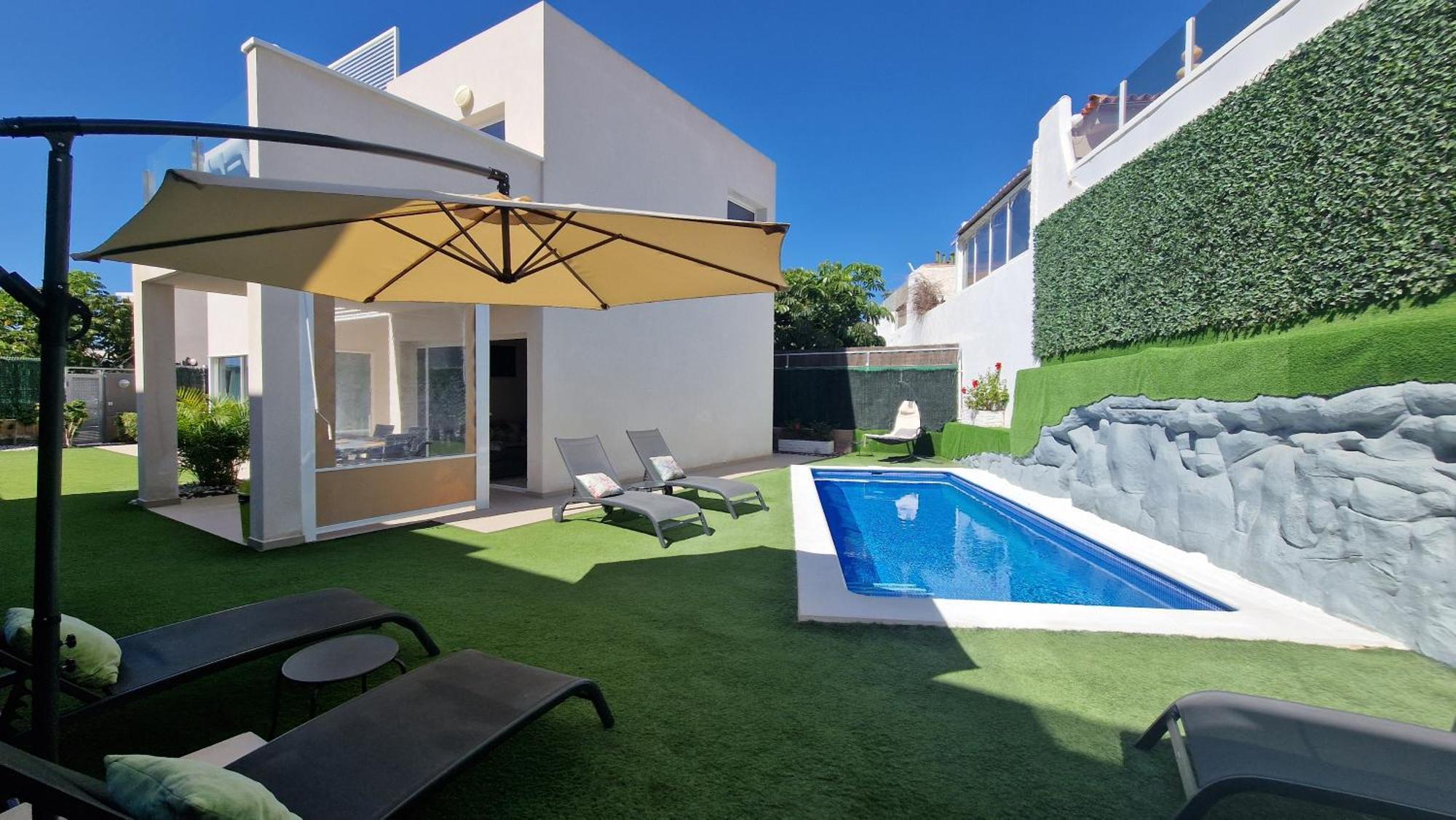 Paraiso-luxury With Heated Pool * Costa Adeje (Tenerife)