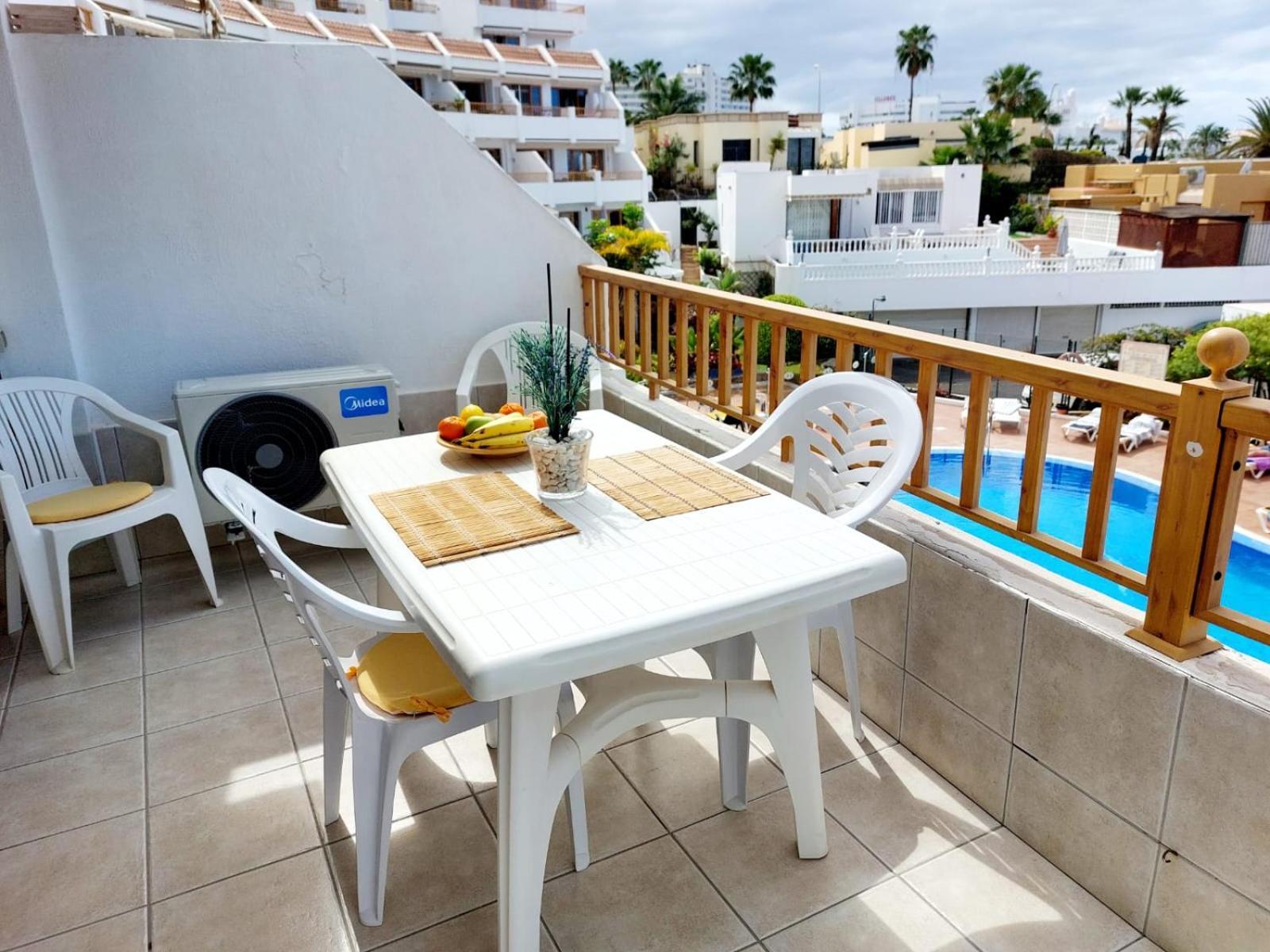 First Line Geranios Ocean View Air Conditioned 50 M From La Pinta Appartement
